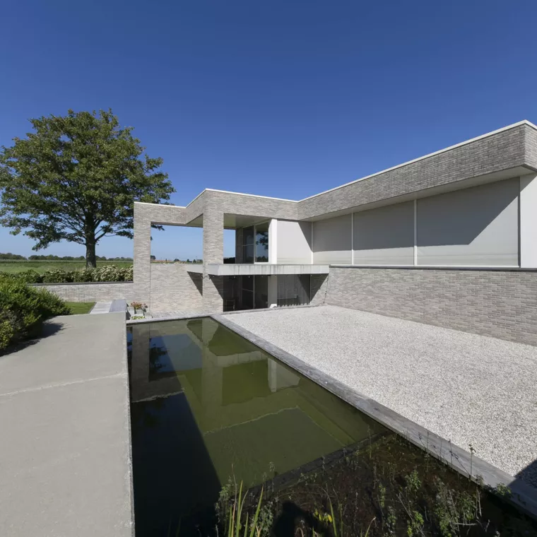 Landelijk gelegen tuin met elegante haagmassieven (18) - 